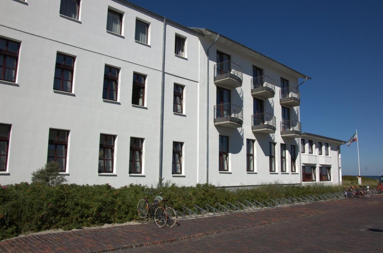 Gaestehaus Germania Wangerooge Exterior foto